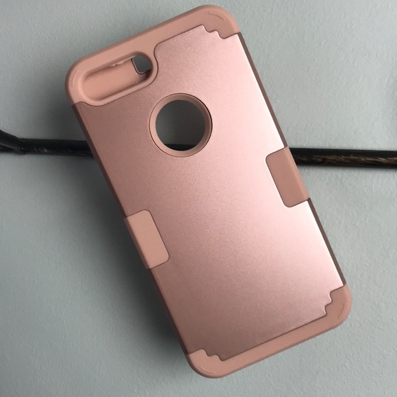 Accessories - iPhone 7 Plus Rose Gold Case
